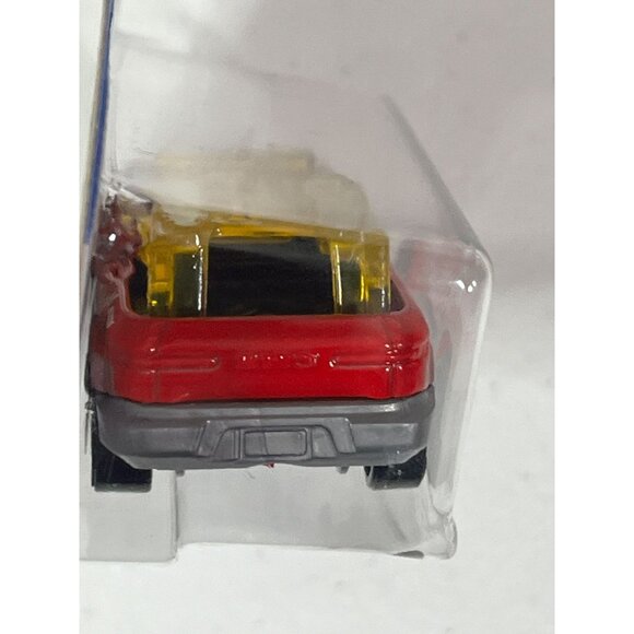 Hot Wheels 2024 Surf Duty HW Metro Beach Patrol Diecast SUV 1:64 - Picture 6 of 7